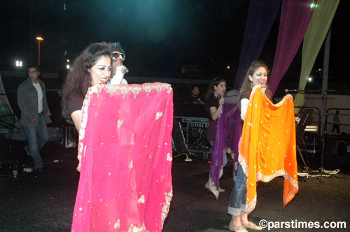 Beshkan Dancers, Mehregan (September 10, 2006) - by QH
