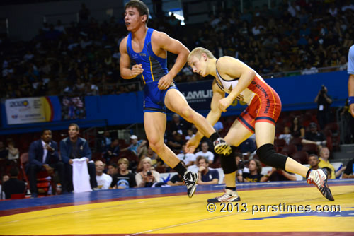  - LA Sports Arena (May 19, 2013) - by QH